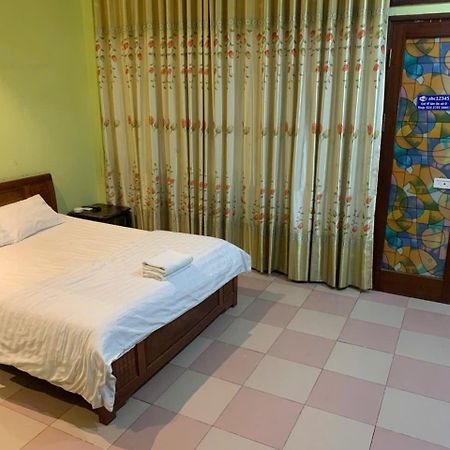 Nha Nghi An Phu Hotel Hanoi Buitenkant foto