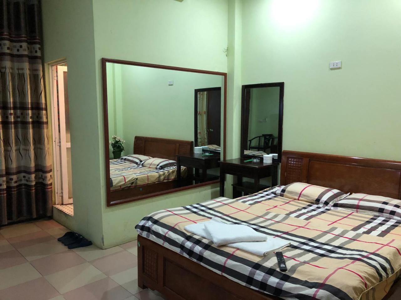 Nha Nghi An Phu Hotel Hanoi Buitenkant foto